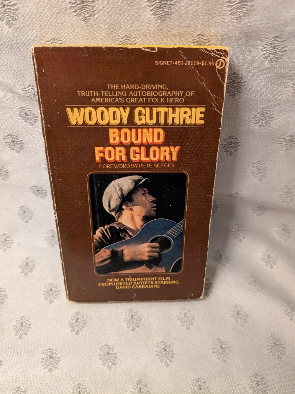 1970 Woody Guthrie Bound for Glory Autobiography Pete Seeger David Carridine